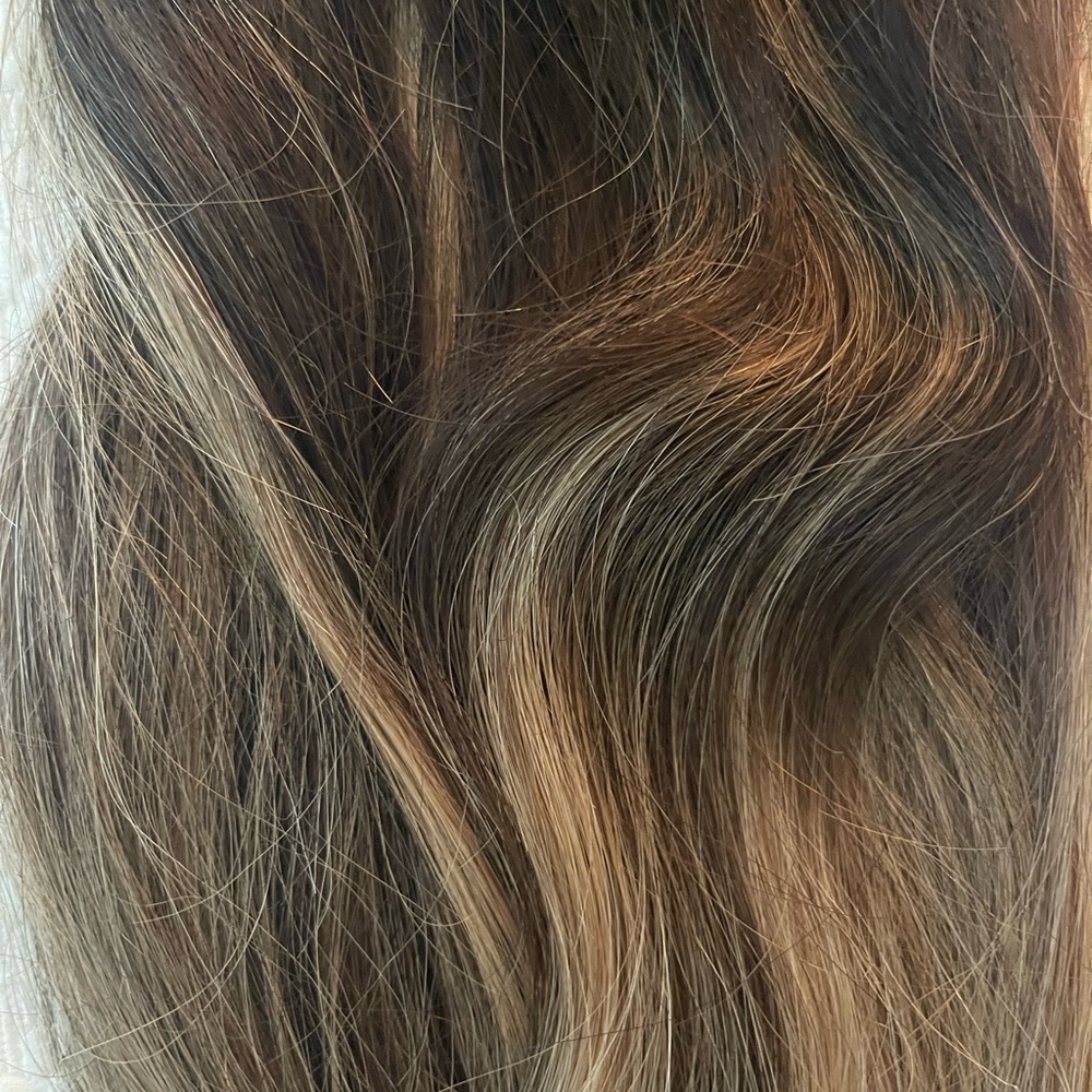 20” Luxy Hair Seamless Hair Extensions